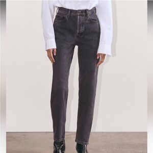 Everlane The Curvy Cheeky Straight Jeans Black NWT Size 26